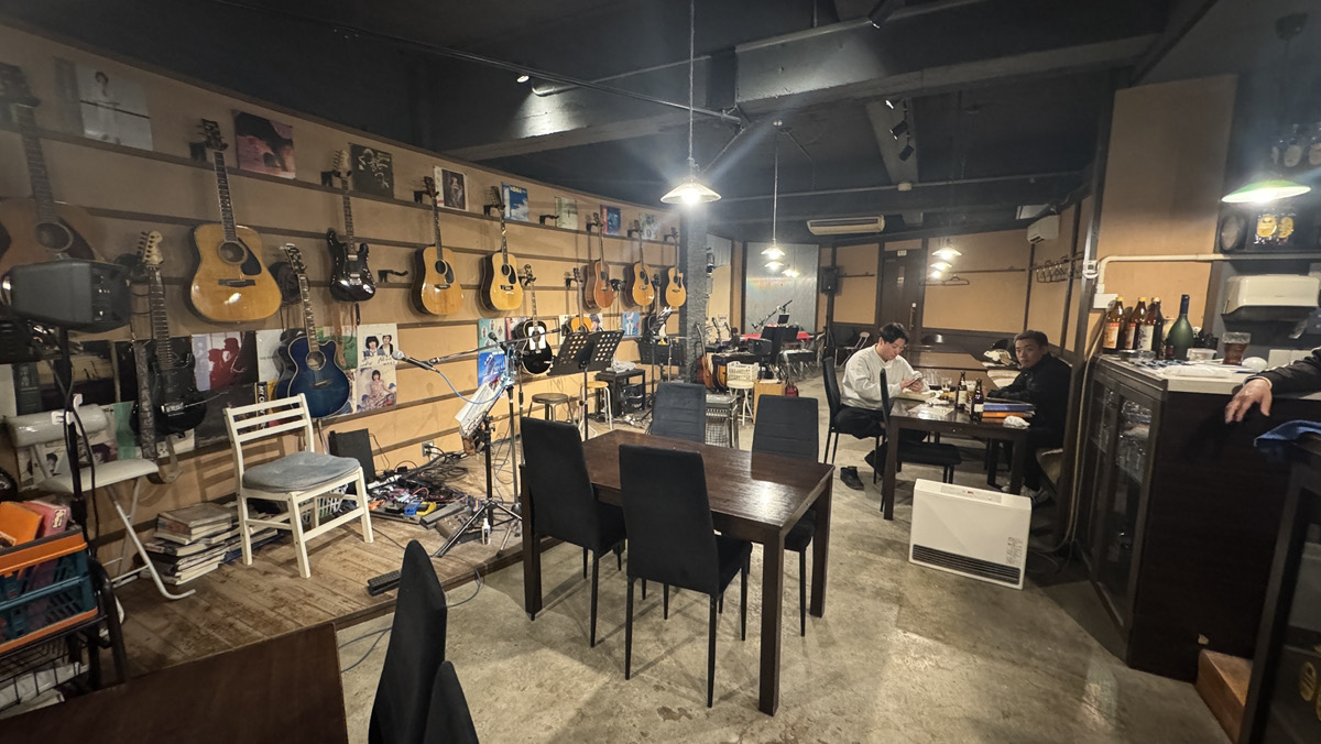 フォーク酒場アルペジオ